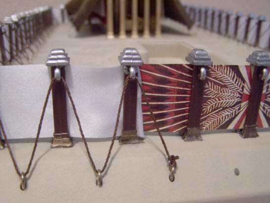 Close-up photo showing the tie off of the end of the tabernacle kit rope.